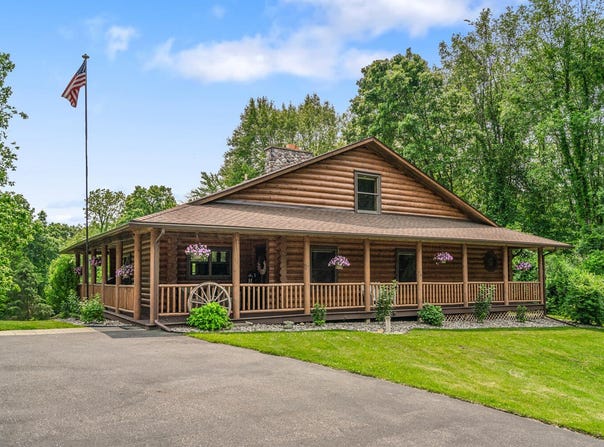 16698 CD Avenue E, Augusta, MI 49012