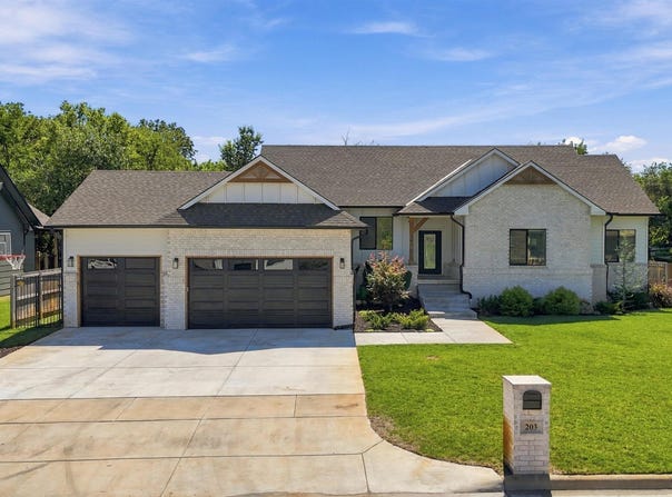 203 E River Birch St., Haysville, KS 67060