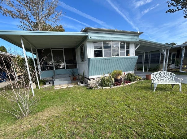 2051 Pioneer Trail, New Smyrna Beach, FL 32168