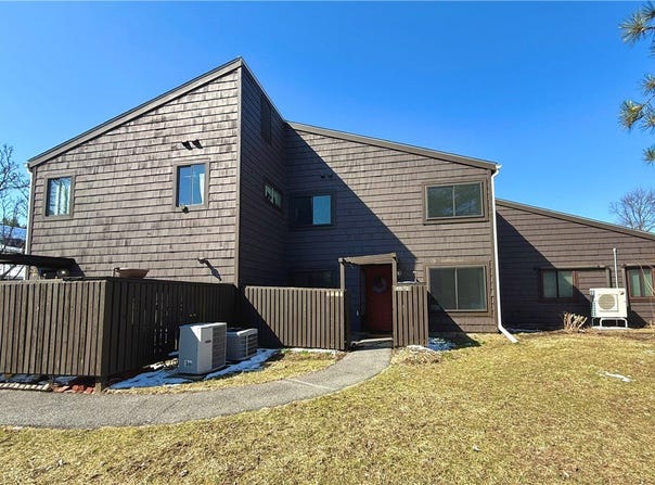 111 Strawberry Hill Circle, Ithaca, NY 14850