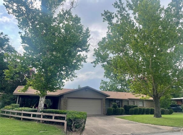 1601 SE 23rd Avenue, Mineral Wells, TX 76067