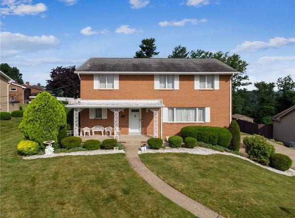 145 Herbst Rd, Kennedy Twp, PA 15108