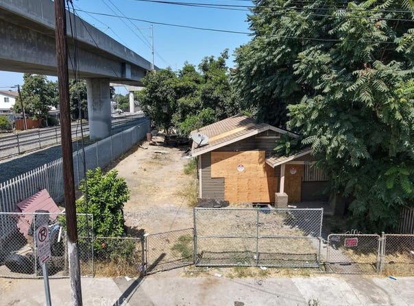 1703 E 61st Street, Los Angeles, CA 90001
