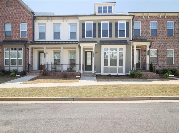3313 Park Pointe Circle, Scottdale, GA 30079