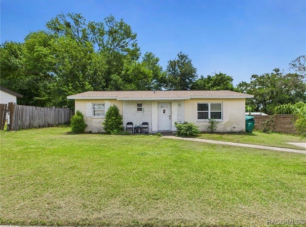 9335 N Elliot Way, Citrus Springs, FL 34434