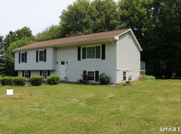 520 Long Hill Avenue, Shelton, CT 06484