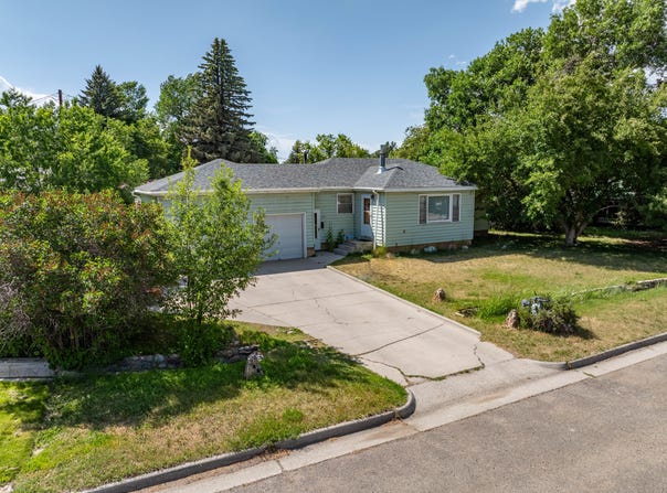 423 S. 4th St., Lander, WY 82520