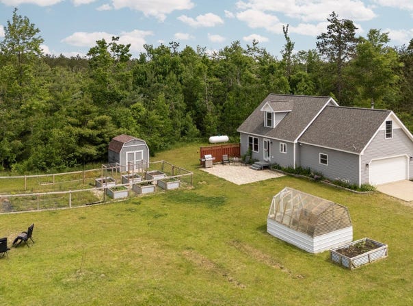 4122 Ranger Lake Road, Gaylord, MI 49735