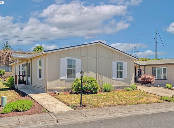 3700 BABCOCK LN, Eugene, OR 97401