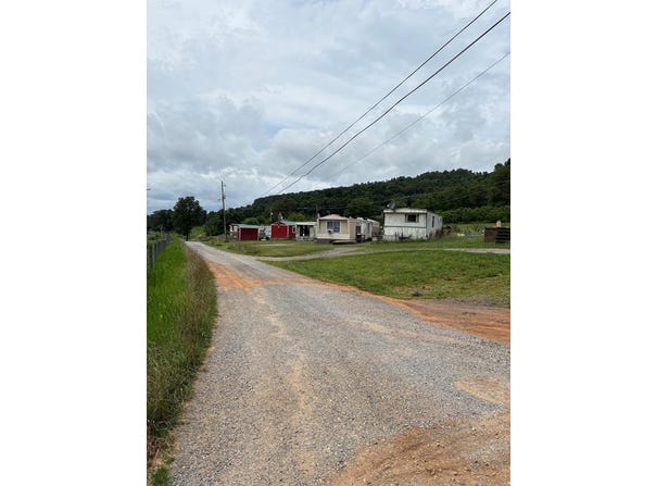 138-186 Galilee Church Road, Wytheville, VA 24382