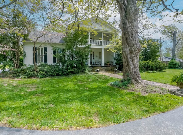 310 South Main Street, Versailles, KY 40383