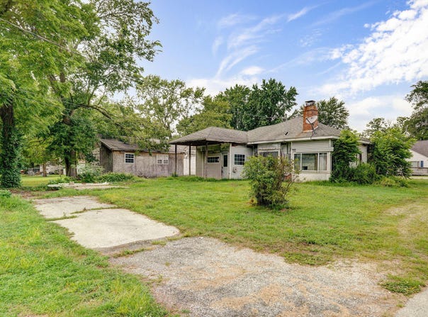 427 Morgan Avenue, Aurora, MO 65605