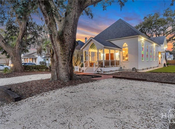 2716 Mechanics Avenue, Thunderbolt, GA 31404