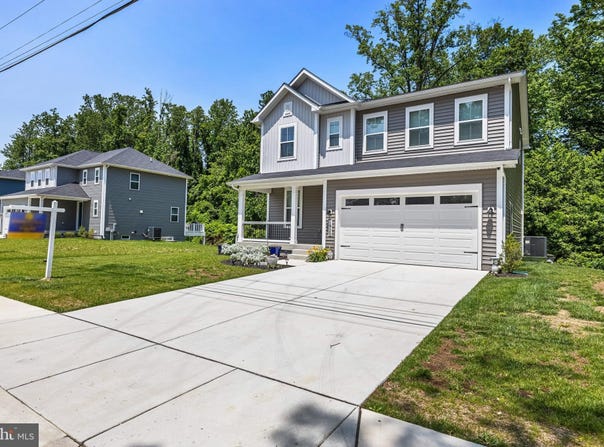 1920 SUE AVENUE, ESSEX, MD 21221