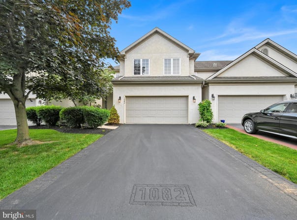 1082 STILLWOOD CIRCLE, LITITZ, PA 17543