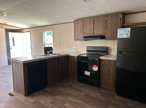 142 Industrial Dr, Lexington, SC 29072