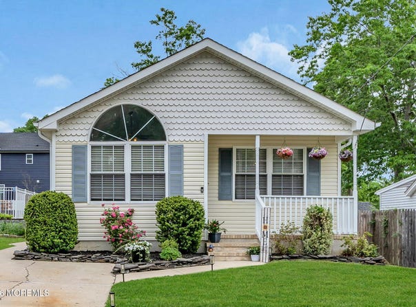 1838 Whitcomb Road, Forked River, NJ 08731