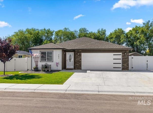 262 Stagecoach  Ave, Fruitland, ID 83619