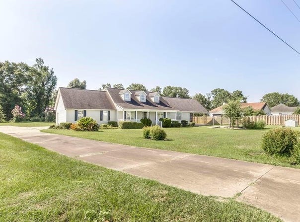 1940 Barrington Drive, Dublin, GA 31021