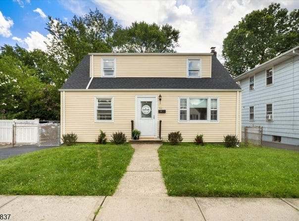 12 Union Pl, Bloomfield Twp., NJ 07003-4015