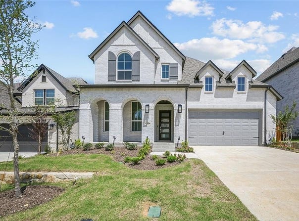 1912 Bluebonnet Court, Aubrey, TX 76227