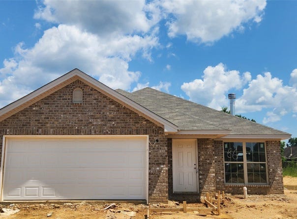 86 Gaines Court, Wetumpka, AL 36092