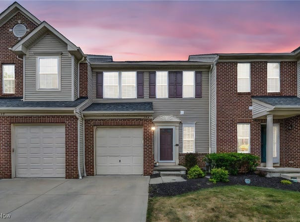 136 River Rock Way, Berea, OH 44017