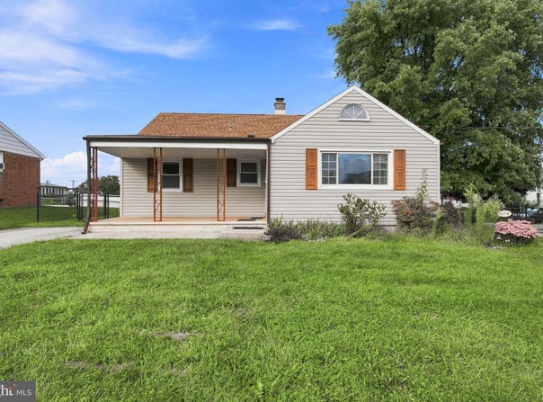 40 2ND Street, WINDSOR, PA 17366