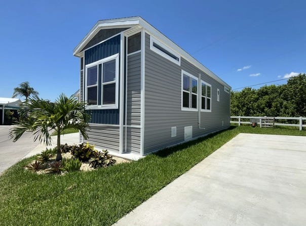 4276 Us 441, Okeechobee, FL 34974