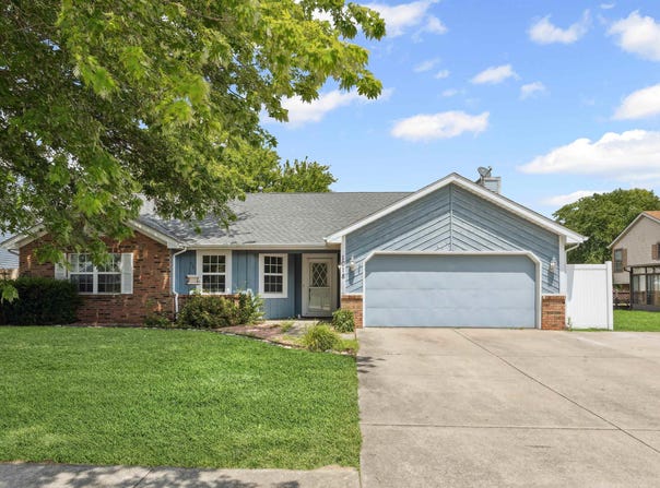 1018 Southport Drive, Lafayette, IN 47909