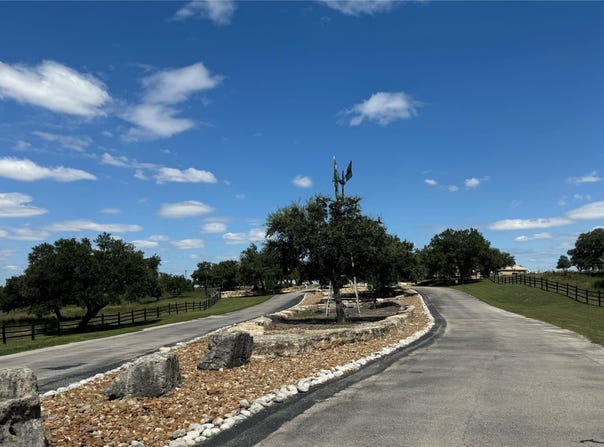 113 N John Bird ST, Blanco, TX 78606
