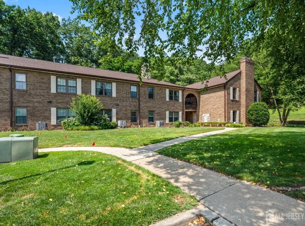 311 Wellington Place, Matawan, NJ 07747