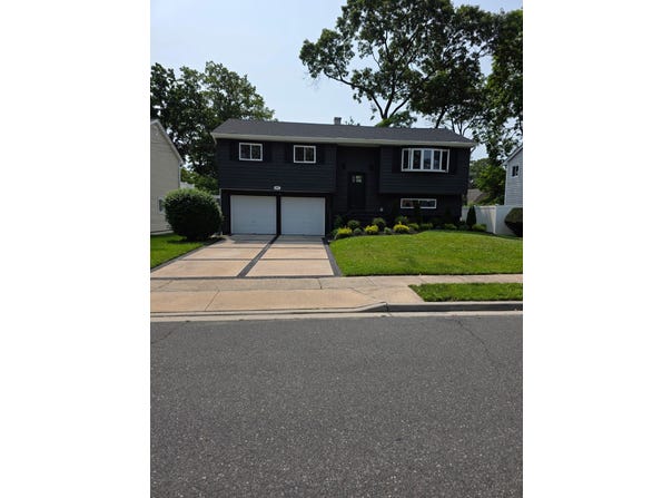 807 Iris Place, West Hempstead, NY 11552