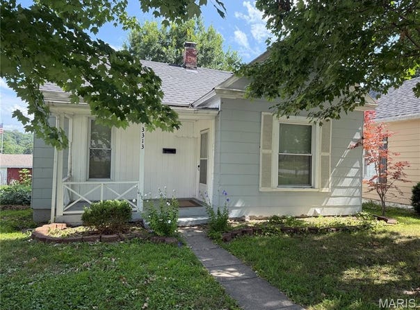 3313 Saint Charles Street, Hannibal, MO 63401