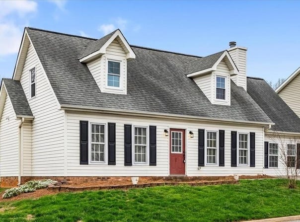 332 Brookside Court, Kernersville, NC 27284