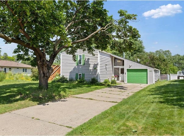 1227 9th Avenue S, South Saint Paul, MN 55075