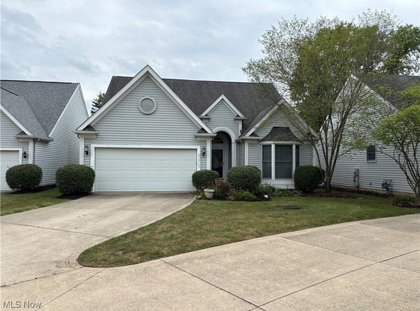 23676 Cottage Trail, Olmsted Falls, OH 44138