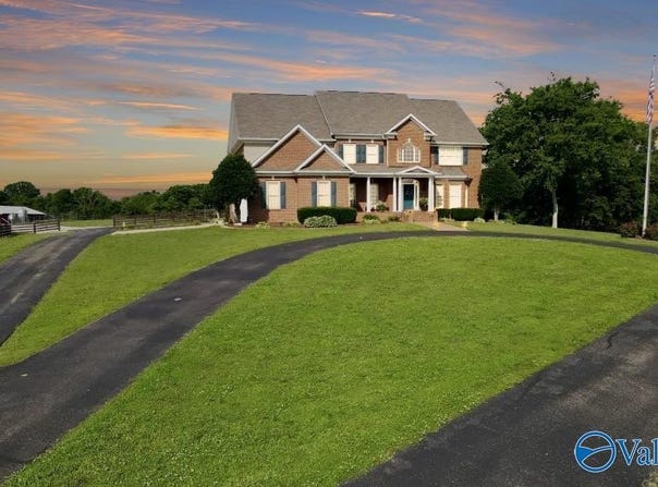 189 S Fishing Ford Road, Petersburg, TN 37144