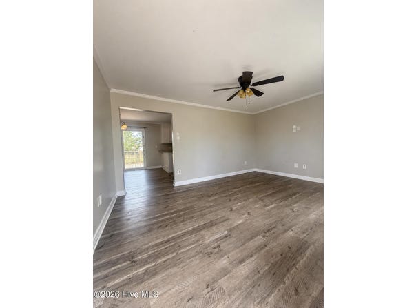 403 Oregon Trail, Hubert, NC 28539