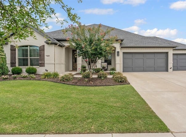 513 Point Vista Drive, Aledo, TX 76008