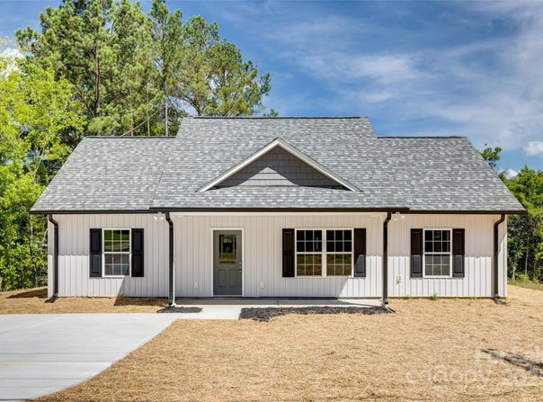 304 East Street, Heath Springs, SC 29058