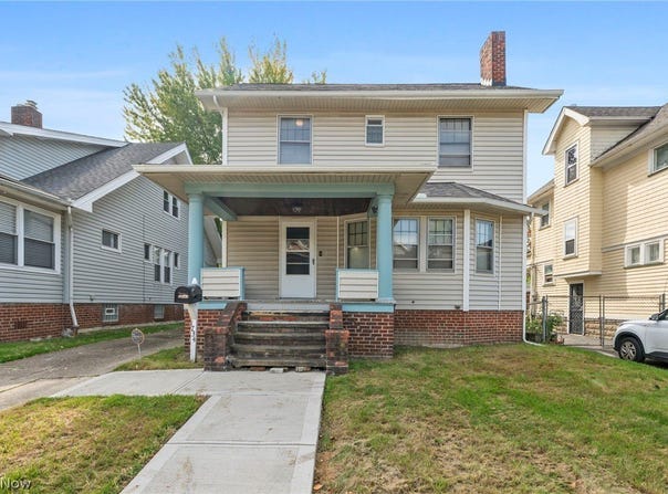 1734 Burgess Road, Cleveland, OH 44112