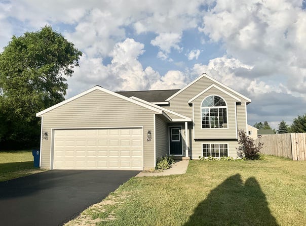 611 Willow Street, Howard City, MI 49329