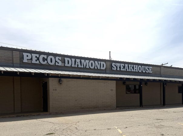 601 S 1st Street, Artesia, NM 88210