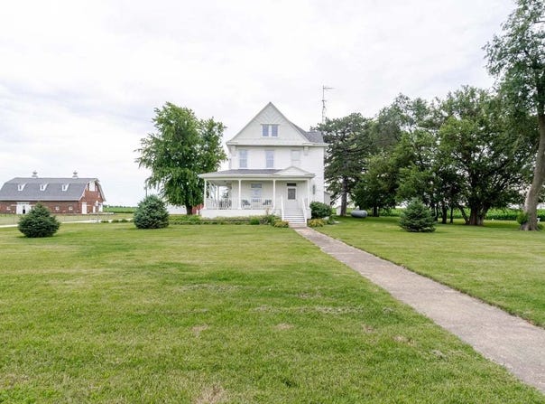 27231 E 3000 N Road, Chenoa, IL 61726