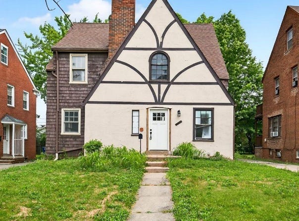 3521 Berkeley Road, Cleveland Heights, OH 44118