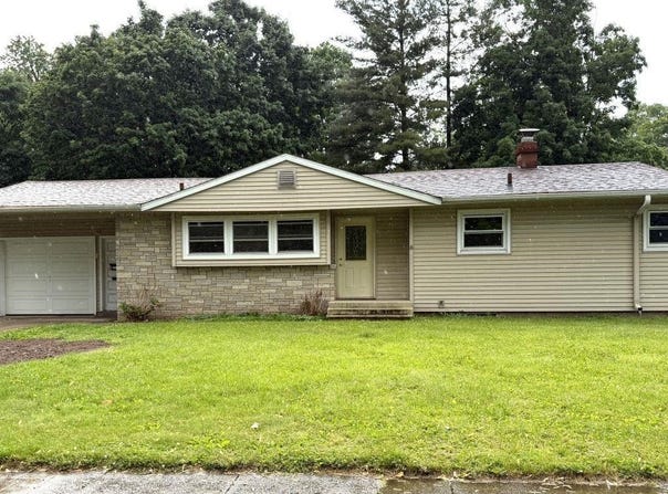 199 ANNE Street, CLINTONVILLE, WI 54929-1135