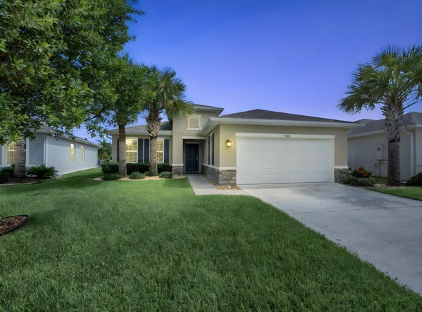 3526 Carriage Pointe Circle, Fort Pierce, FL 34981
