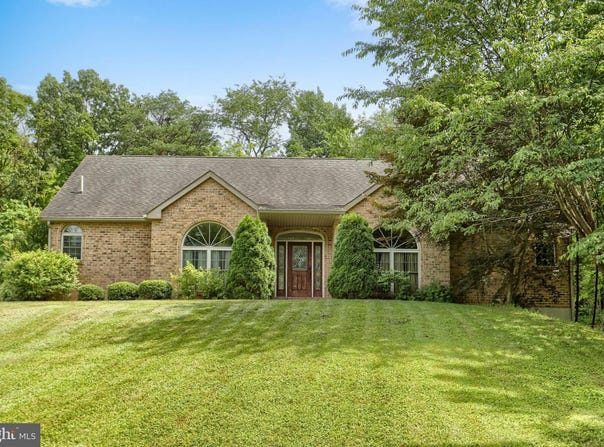 831 LOVERS LANE, MOUNT PLEASANT MILLS, PA 17853