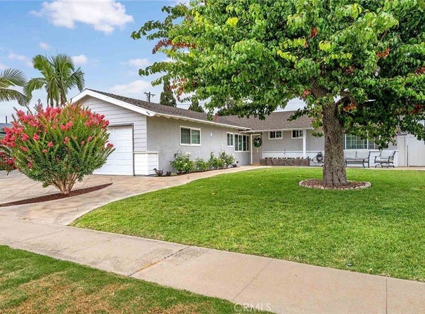 17582 Santa Elena Circle, Fountain Valley, CA 92708